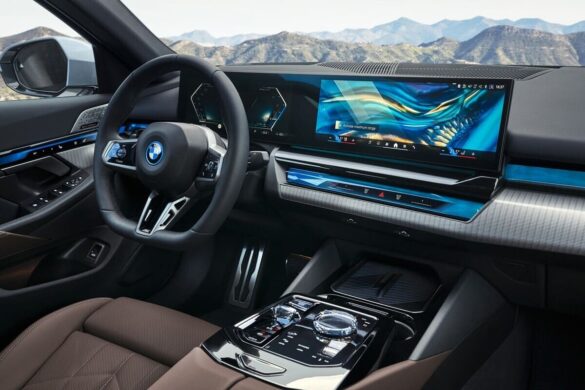 New BMW i5 Interior